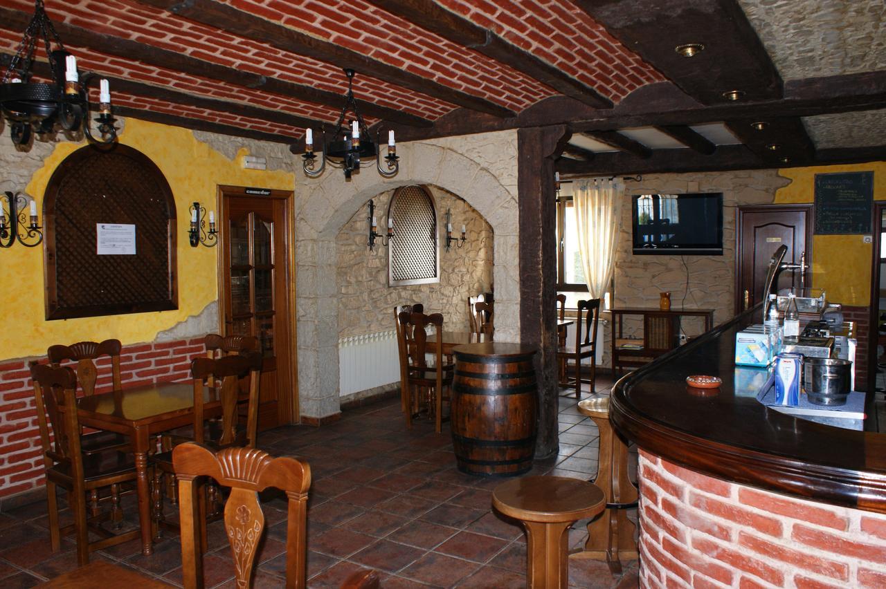 Hostal Carazo Torquemada Exterior foto